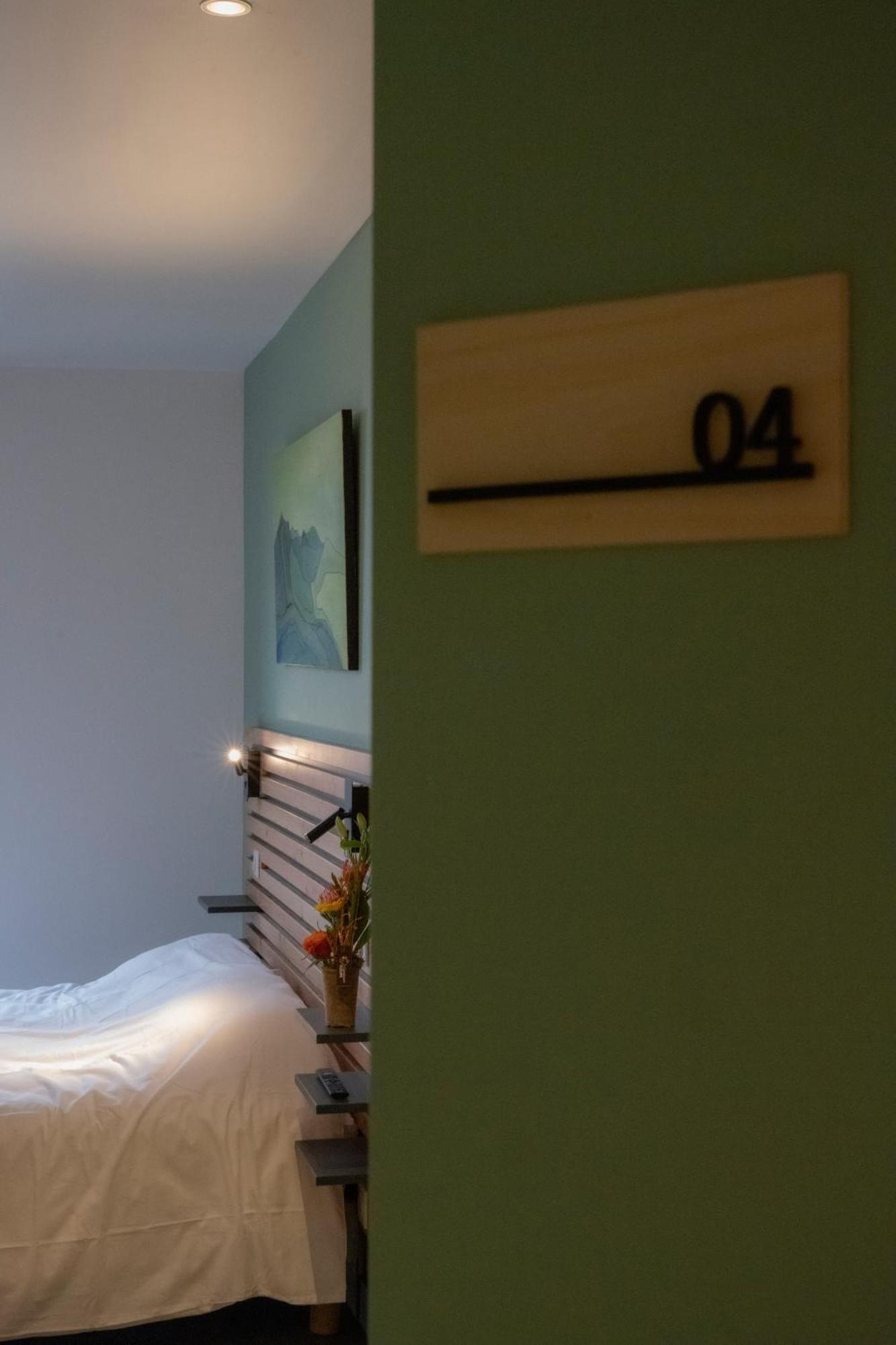 L'Oree Des Sources Volvic Room photo